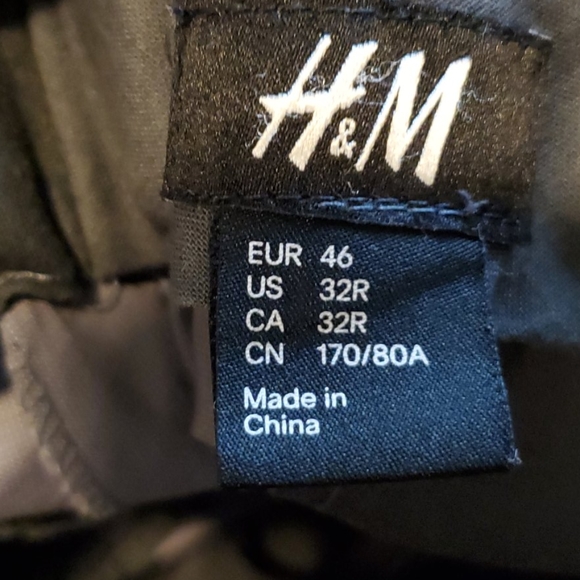 H&M GRAY CASUAL PANT - Picture 2 of 4